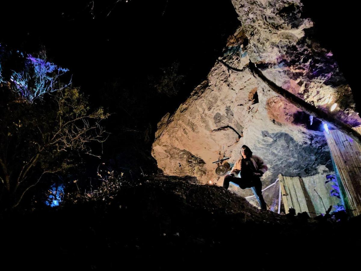 Cave, Yurt, Bubble And Other Glamping Adventures Hotel Sedona Bagian luar foto